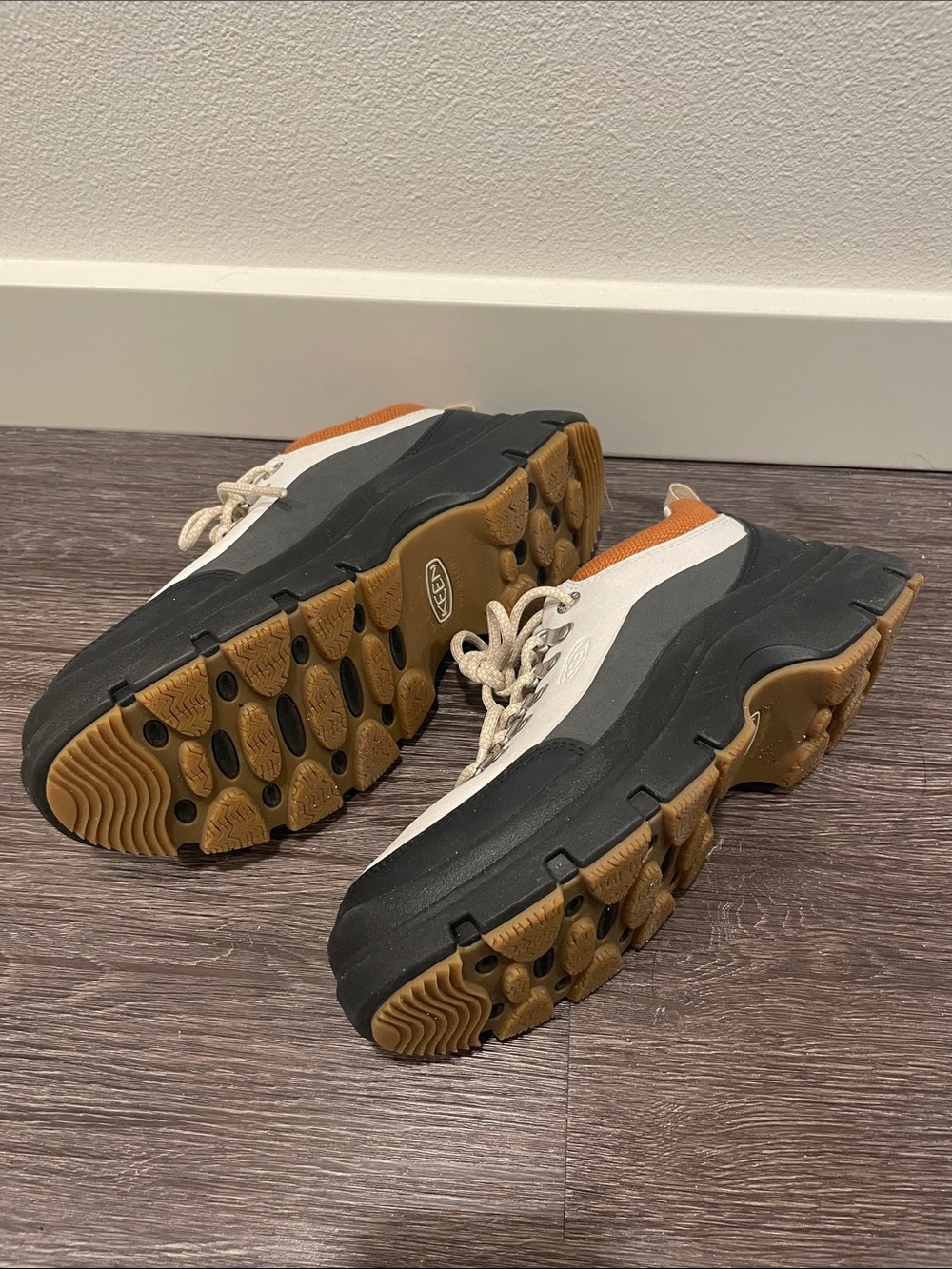 EUC Keen Kosa Oxford Shoes - Picture 2 of 6